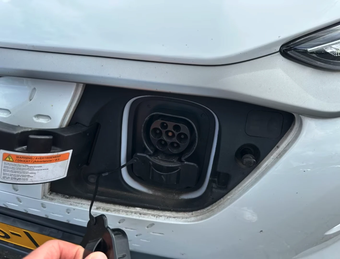 Hyundai Kona Fashion, снимка 15 - Автомобили и джипове - 54219535