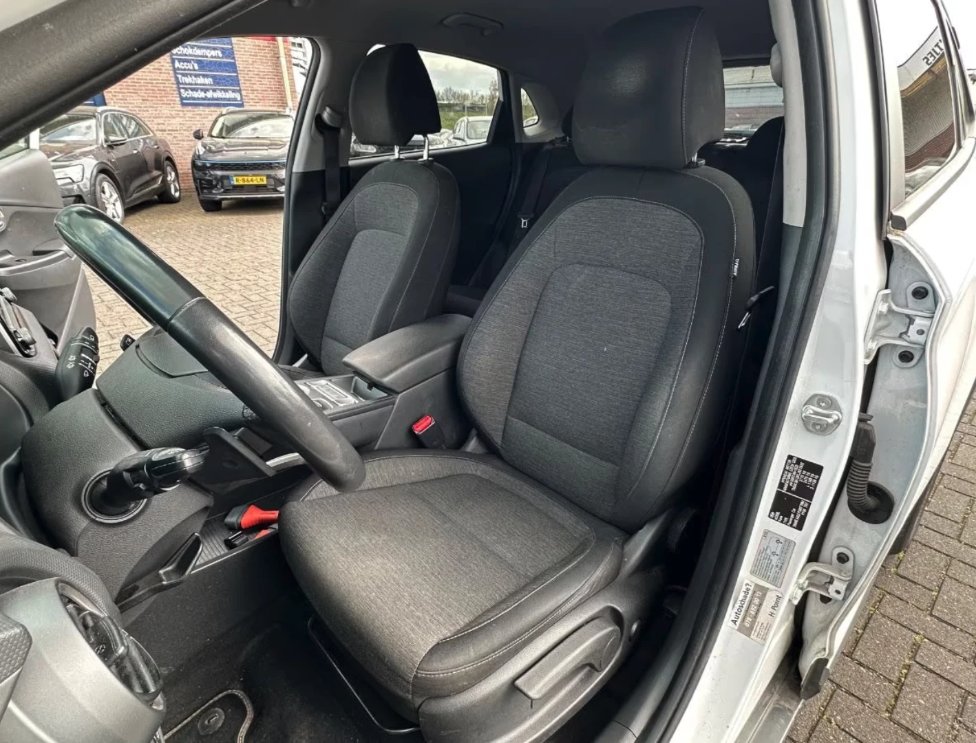 Hyundai Kona Fashion, снимка 3 - Автомобили и джипове - 54219535