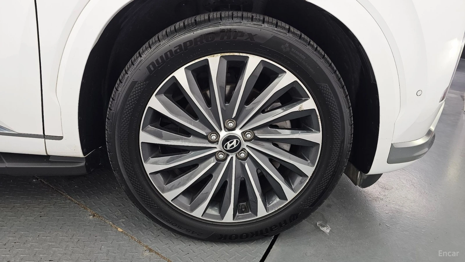 Hyundai Palisade Calligraphy* 4WD* 3.8* МАСАЖ* ОБДУХ* ДИСТРОНИК* , снимка 15 - Автомобили и джипове - 55531316