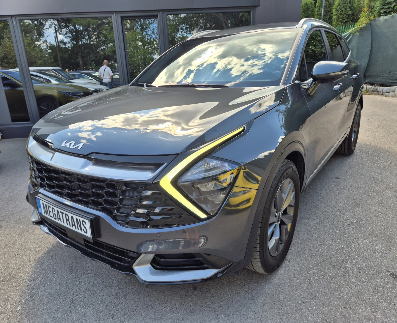 Kia Sportage Noblesse 1.6 T 180 к.с. 4x2 наличен в Б, снимка 2 - Автомобили и джипове - 55942668