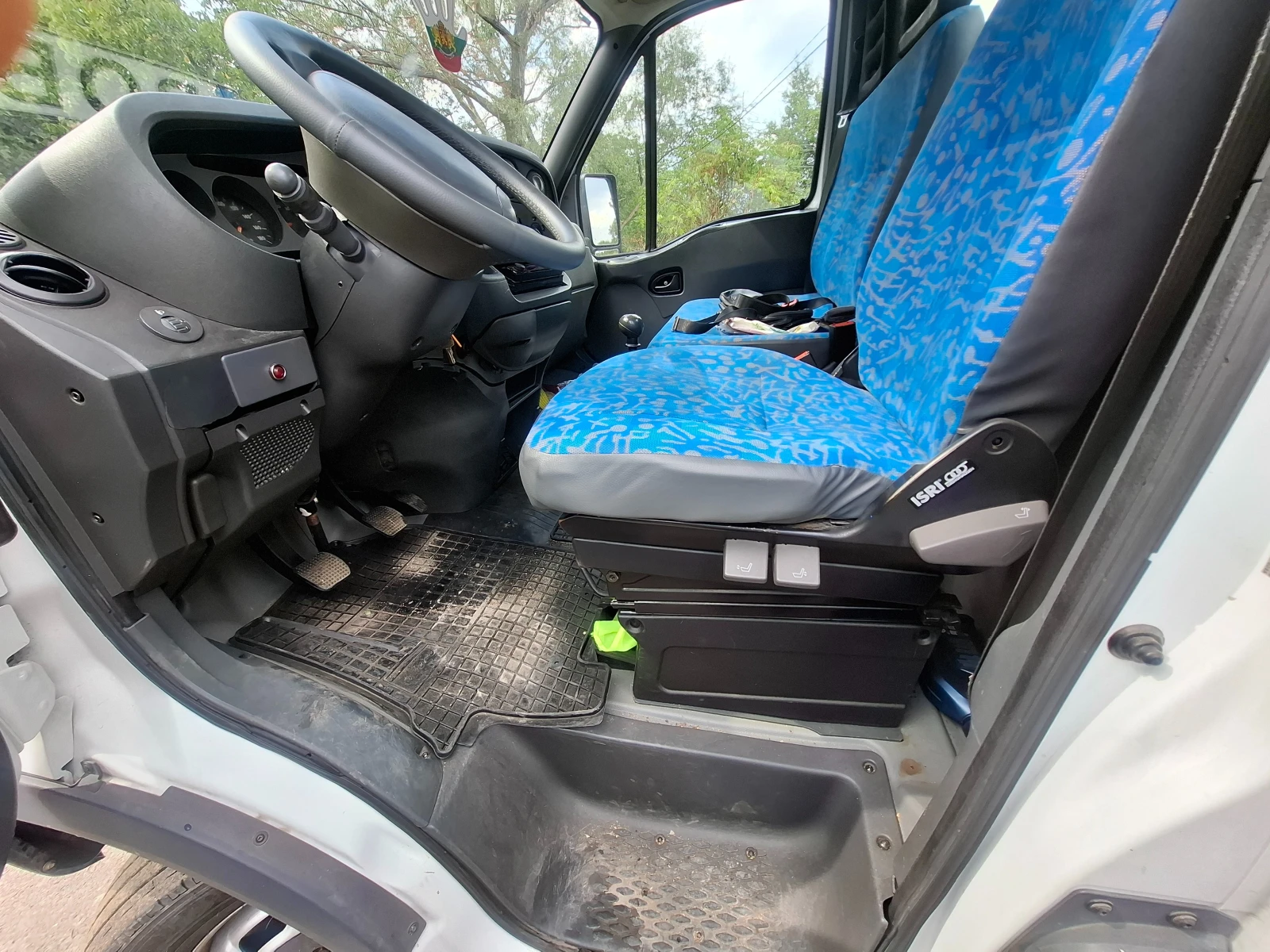 Iveco 35c13 КРАН, снимка 11 - Бусове и автобуси - 55904539