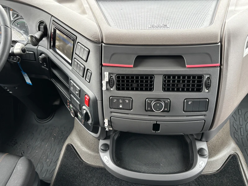 Daf XF 480 с 6 нови гуми, тел: 0036305669818, снимка 7 - Камиони - 53509514