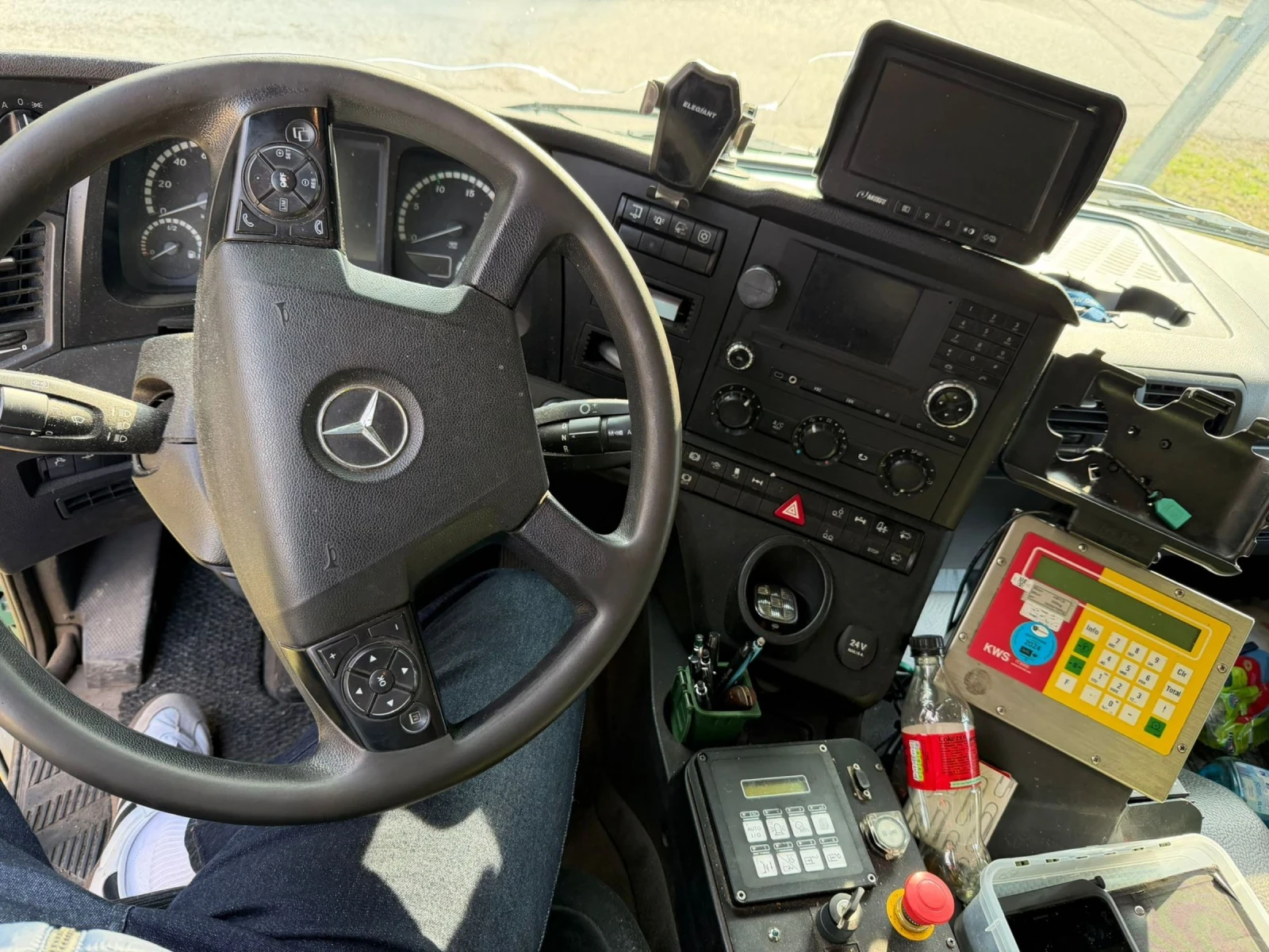 Mercedes-Benz Actros 25 40 EURO 6 6X2, снимка 5 - Камиони - 54057942