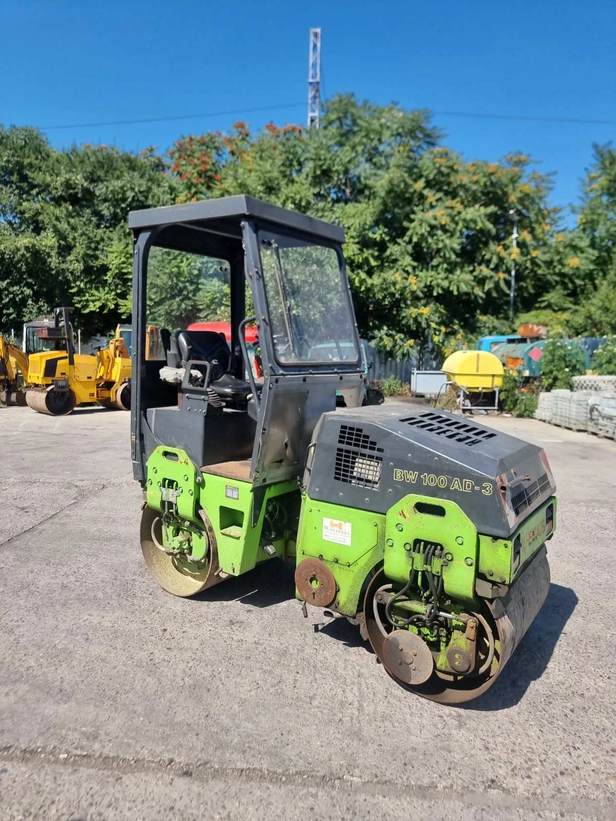 Валяк BOMAG Bw100