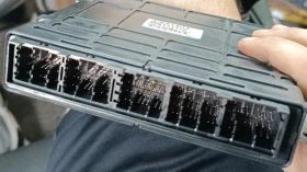 Компютър (ECU) за Mitsubishi Grandis 2.4 автомат (парт номер MN171172), снимка 2