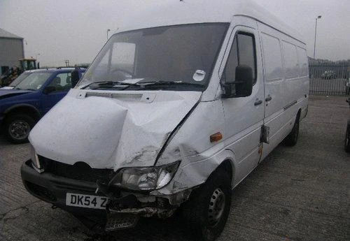 Охладителна система за Mercedes-Benz Sprinter 211, снимка 1 - Части - 49502673