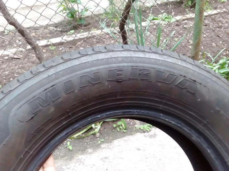 Гуми Летни 205/70R15, снимка 1 - Гуми и джанти - 18591099