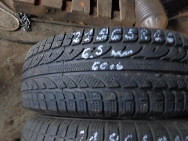 Гуми Зимни 215/65R16, снимка 4 - Гуми и джанти - 20237343