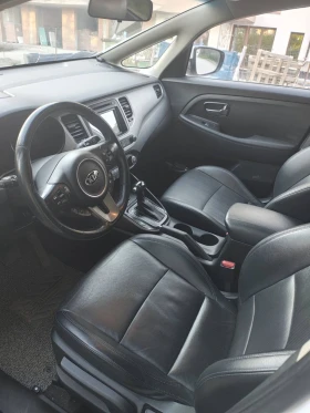 Kia Carens, снимка 8