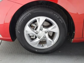 Hyundai Elantra 1.6 Modern, снимка 5