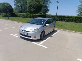 Toyota Prius 1.8 HIBRID, снимка 17