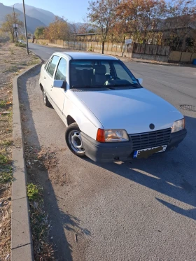     Opel Kadett 1.6i