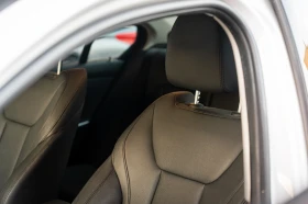 BMW 330 i| SEDAN| SPORTLINE| POP&BANG| STEPTRONIC|  - 42999 лв. / 21985.04 € - 85758089 14