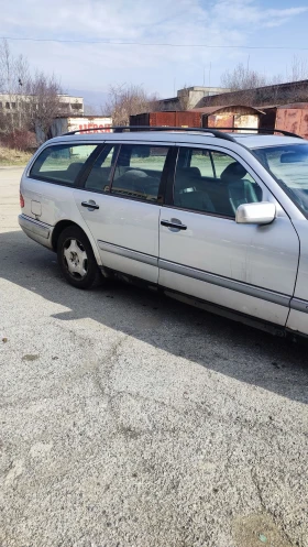 Mercedes-Benz E 300 - 1500 € / 2933.74 лв. - 67184047 10