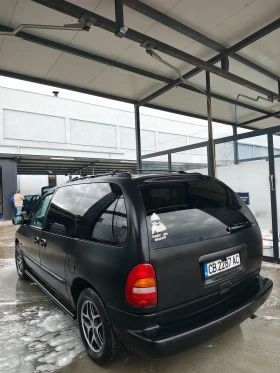 Chrysler Voyager, снимка 3 - Автомобили и джипове - 53615916