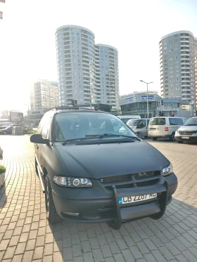 Chrysler Voyager, снимка 11 - Автомобили и джипове - 53615916