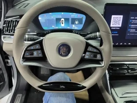 BYD Tang undefined | Auto.bg — изображение 8