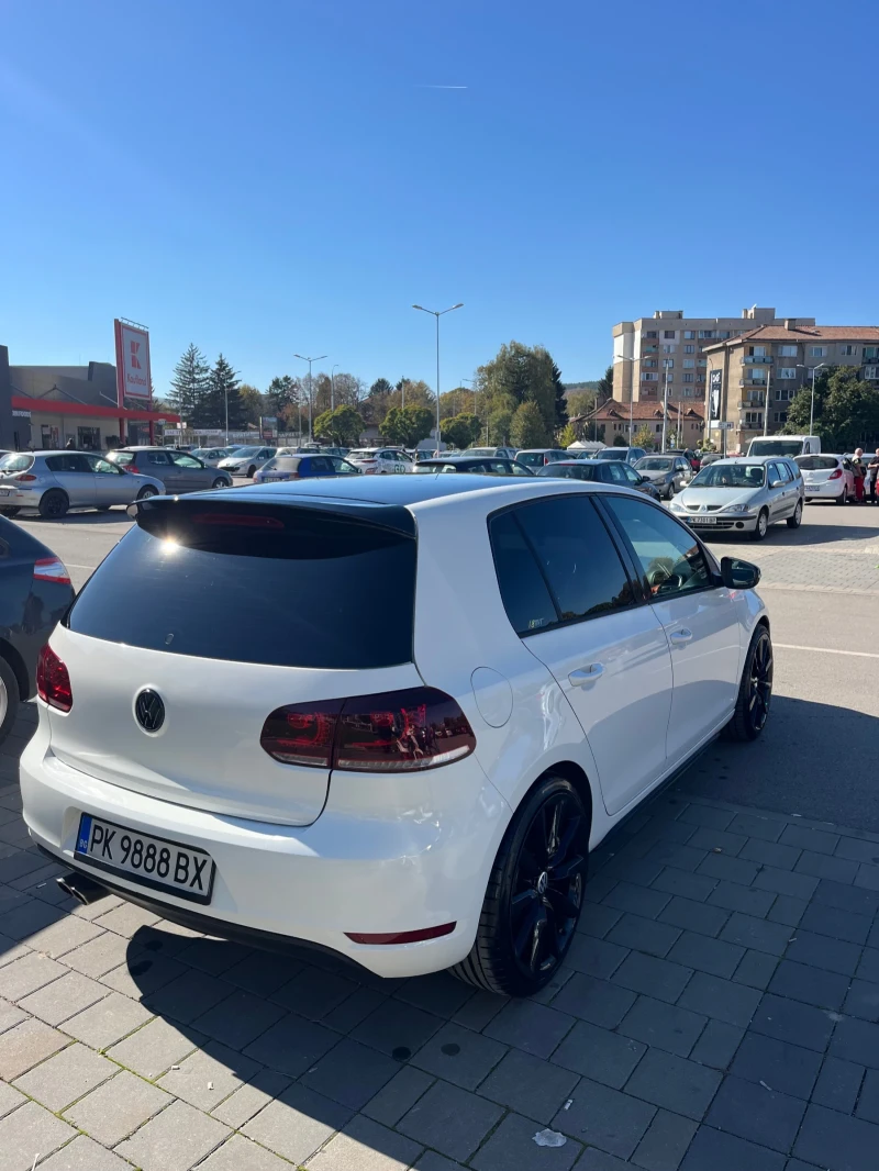 VW Golf, снимка 5 - Автомобили и джипове - 47676428