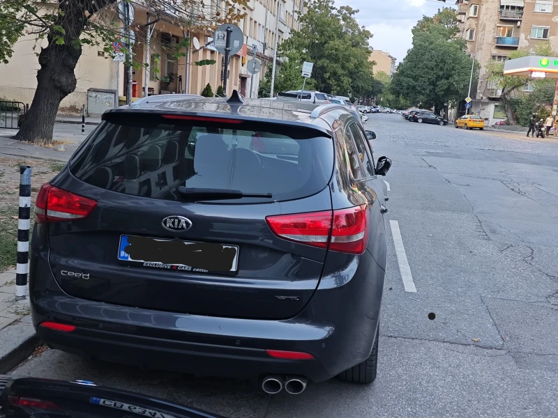 Kia Ceed SW GT Line, снимка 5 - Автомобили и джипове - 52330235