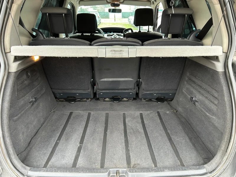 Renault Scenic 1.9DCi/131K.C./6СКОРОСТИ, снимка 15 - Автомобили и джипове - 52623942