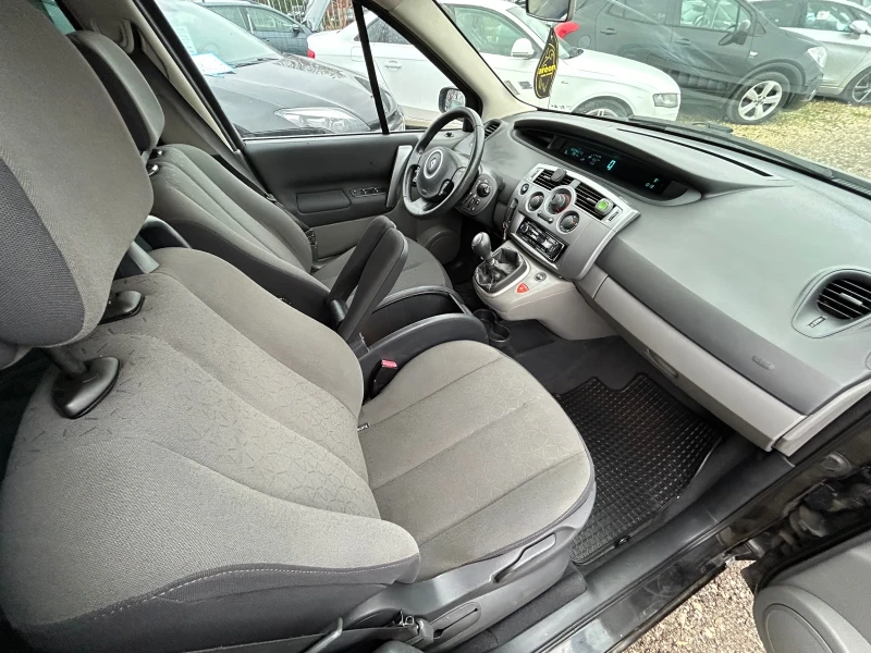 Renault Scenic 1.9DCi/131K.C./6СКОРОСТИ, снимка 12 - Автомобили и джипове - 52623942