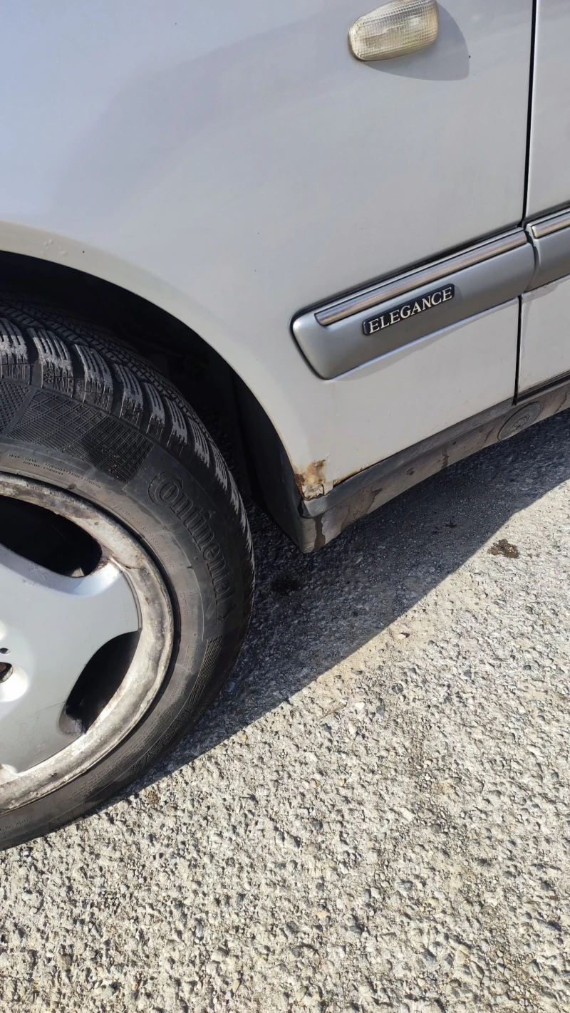 Mercedes-Benz E 300, снимка 3 - Автомобили и джипове - 53152526