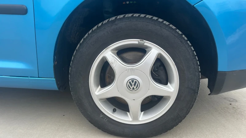 VW Caddy LIFE, снимка 7 - Автомобили и джипове - 53400224