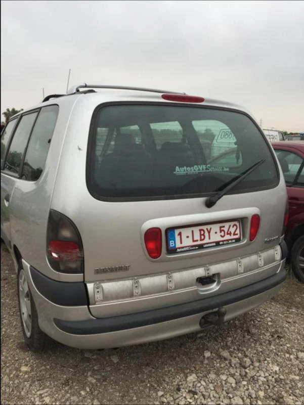 Renault Espace 2.2DCI 2.016V, снимка 6 - Автомобили и джипове - 47707565