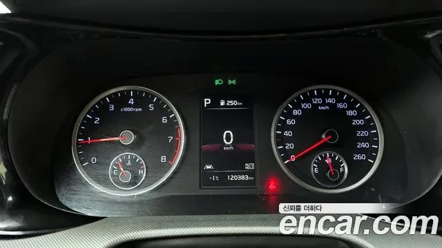 Kia K5, снимка 9 - Автомобили и джипове - 54098498