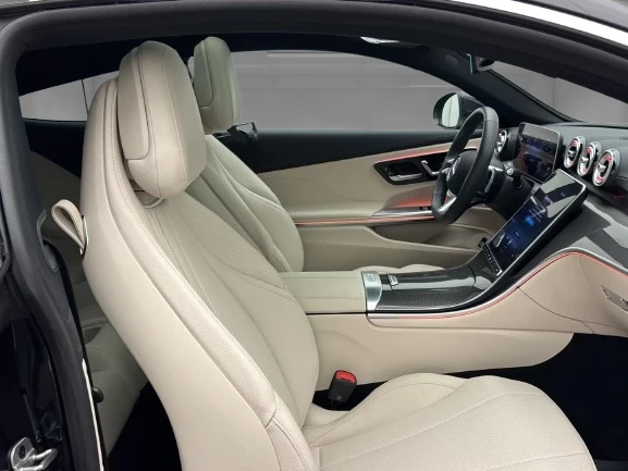 Mercedes-Benz CLE 300 4Matic = AMG Line = Гаранция, снимка 8 - Автомобили и джипове - 54214284