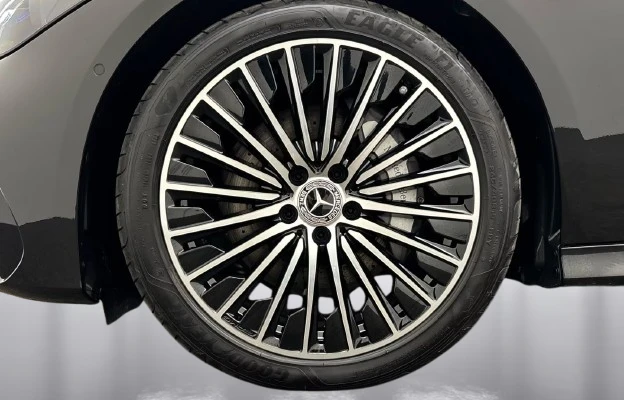 Mercedes-Benz CLE 300 4Matic = AMG Line = Гаранция, снимка 5 - Автомобили и джипове - 54214284