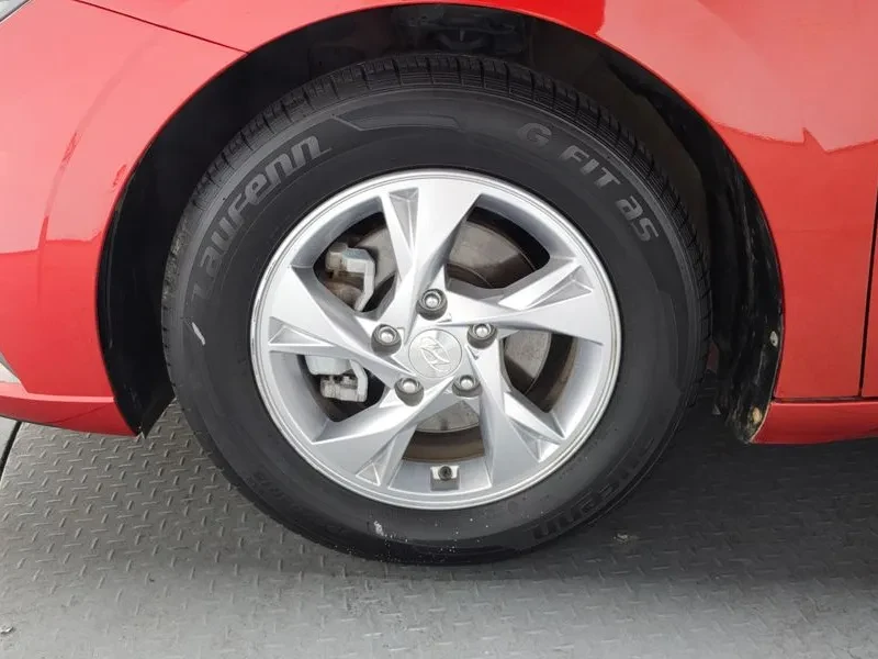 Hyundai Elantra 1.6 Modern, снимка 5 - Автомобили и джипове - 55087386