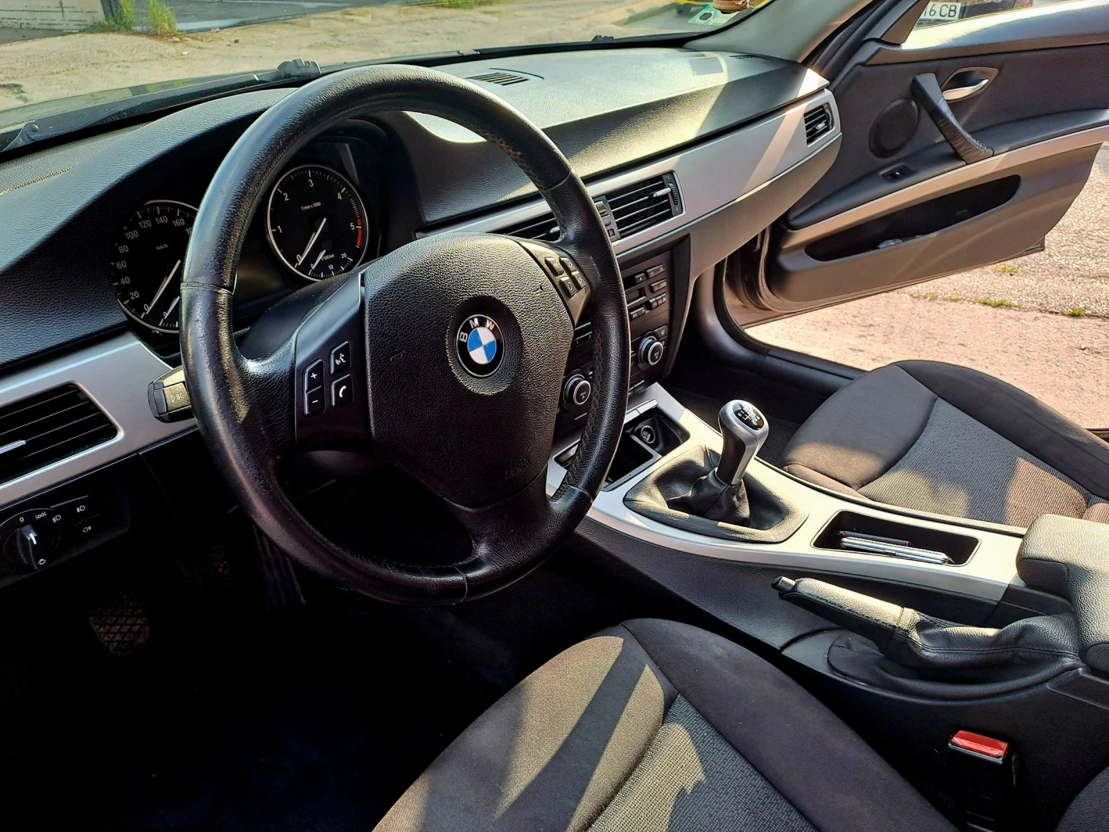 BMW 318 E91 318d touring - изображение 4