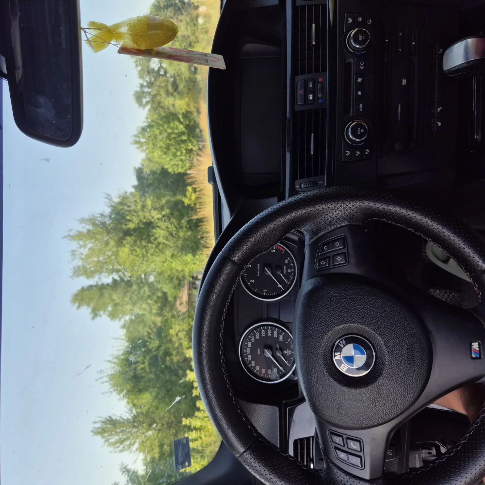 BMW 330  - изображение 7