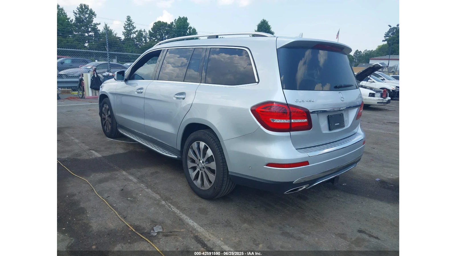 Mercedes-Benz GLS 450 450 4MATIC - изображение 4