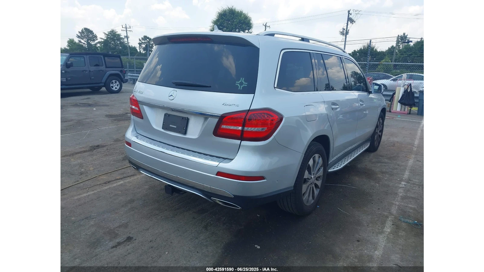 Mercedes-Benz GLS 450 450 4MATIC - изображение 8