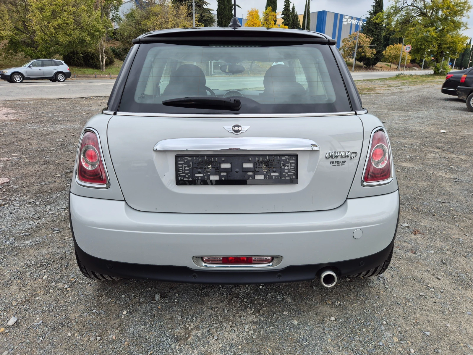 Mini Cooper 1.5D 112к.с. - изображение 4