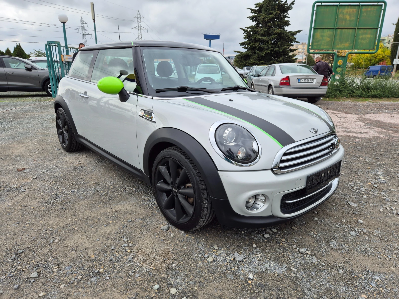 Mini Cooper 1.5D 112к.с. - изображение 7