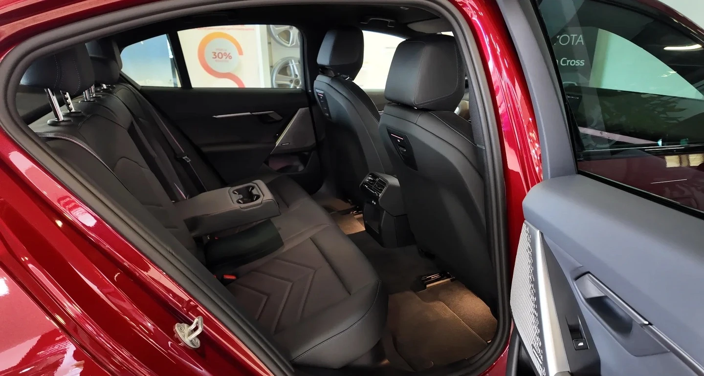 BMW i5 M xDrive | Mobile.bg   7