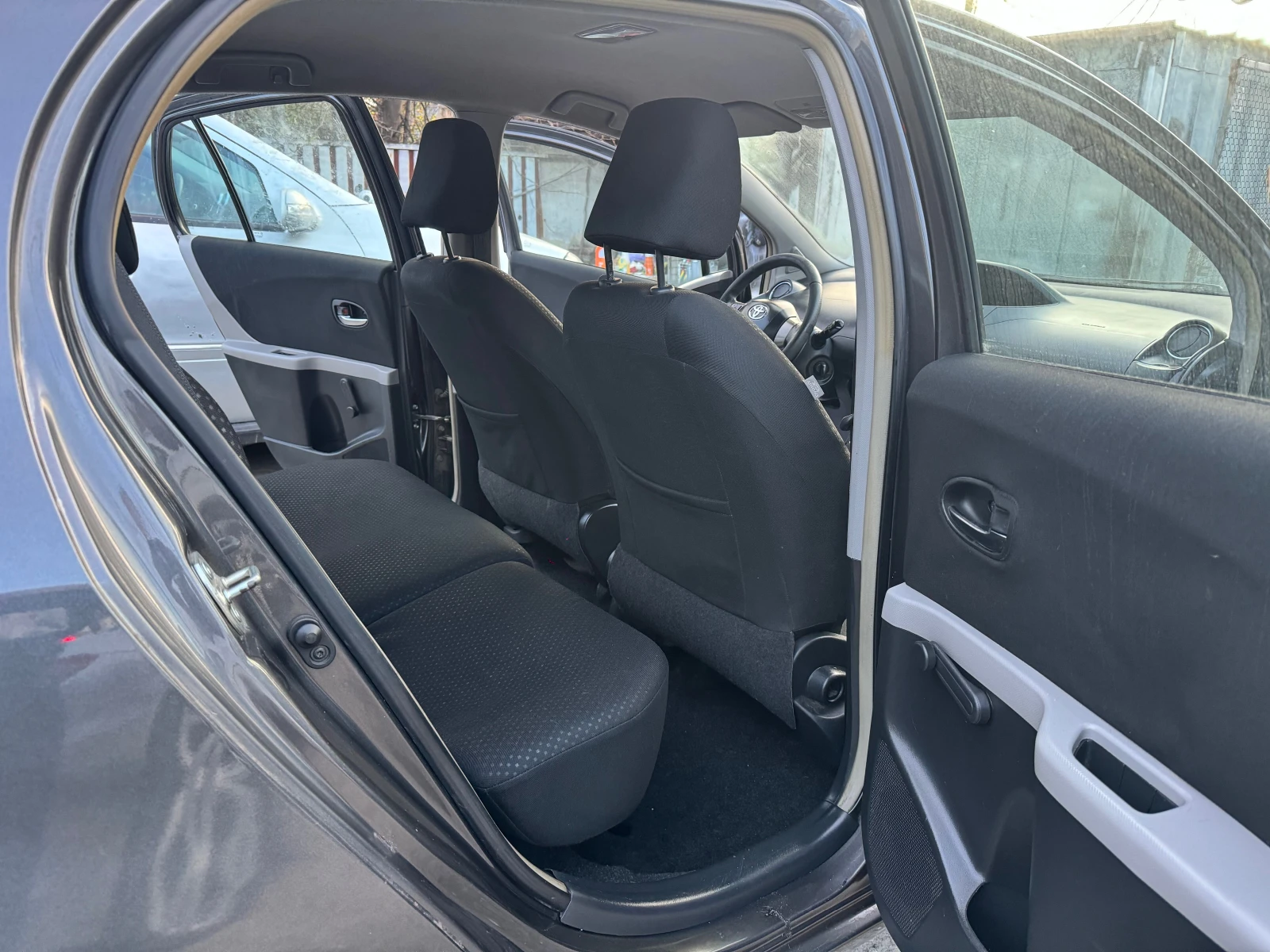 Toyota Yaris 1.3VVTI 100HP GAS 6 SKOROSTI FACELIFT KLIMA 2011G | Mobile.bg   15