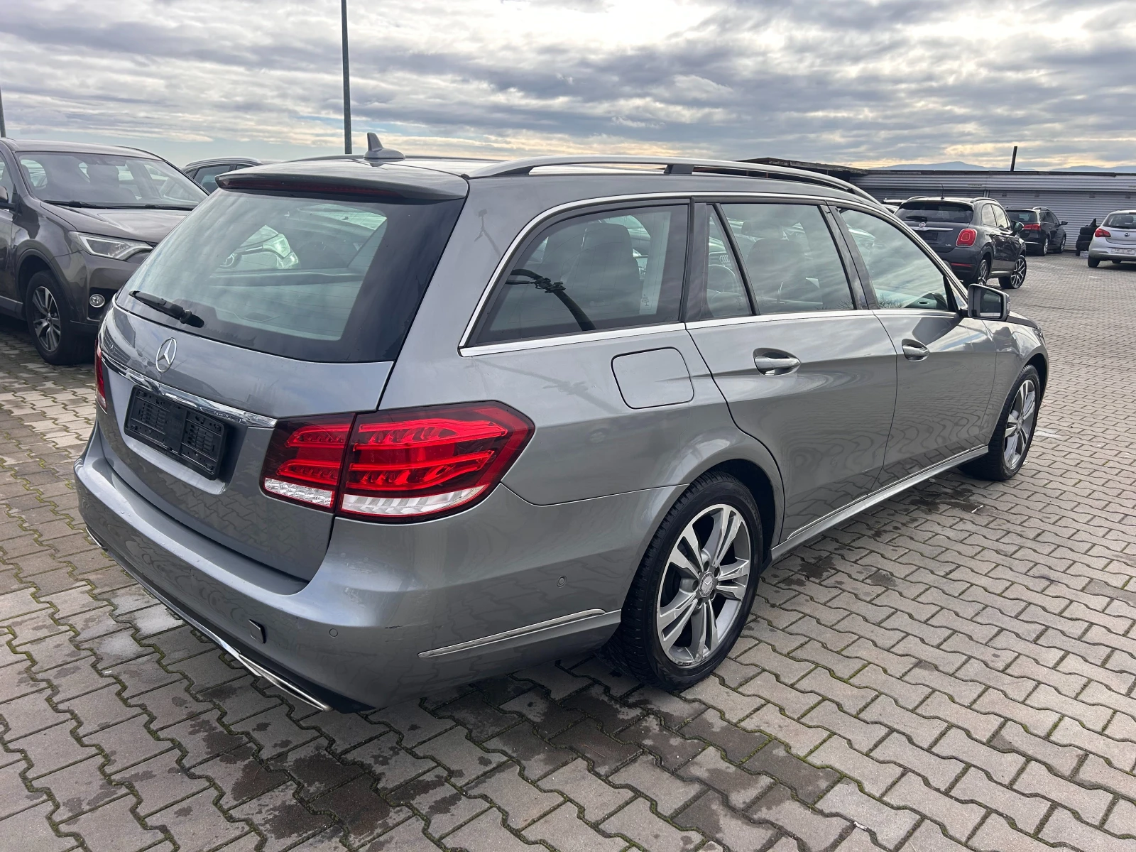 Mercedes-Benz E 250 CDI 4MATIC AVTOMAT/NAVI/KOJA EURO 6 - изображение 6