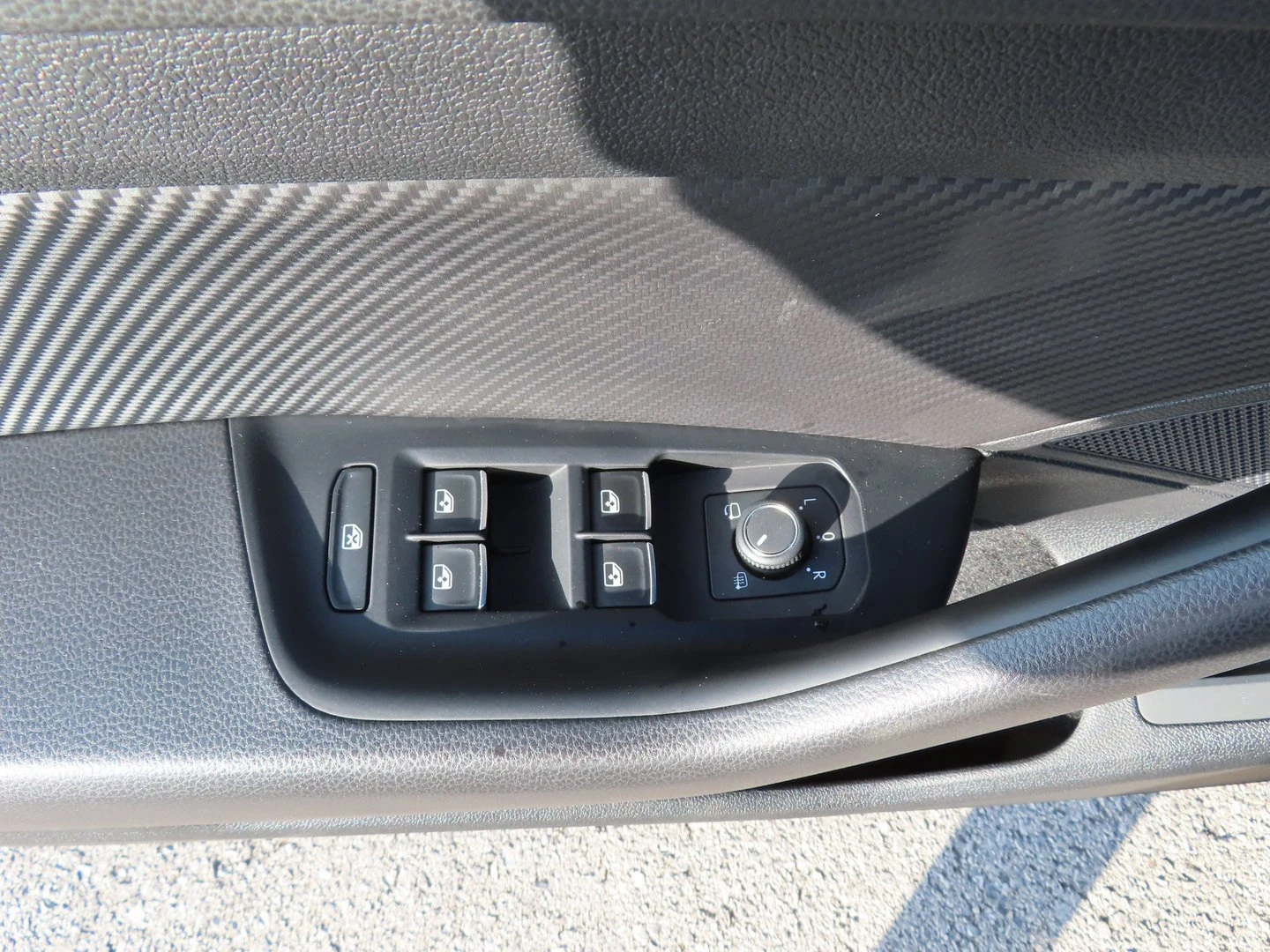 VW Arteon R 2.0 TSI OPF 4MOTION | Mobile.bg � ����������� 13