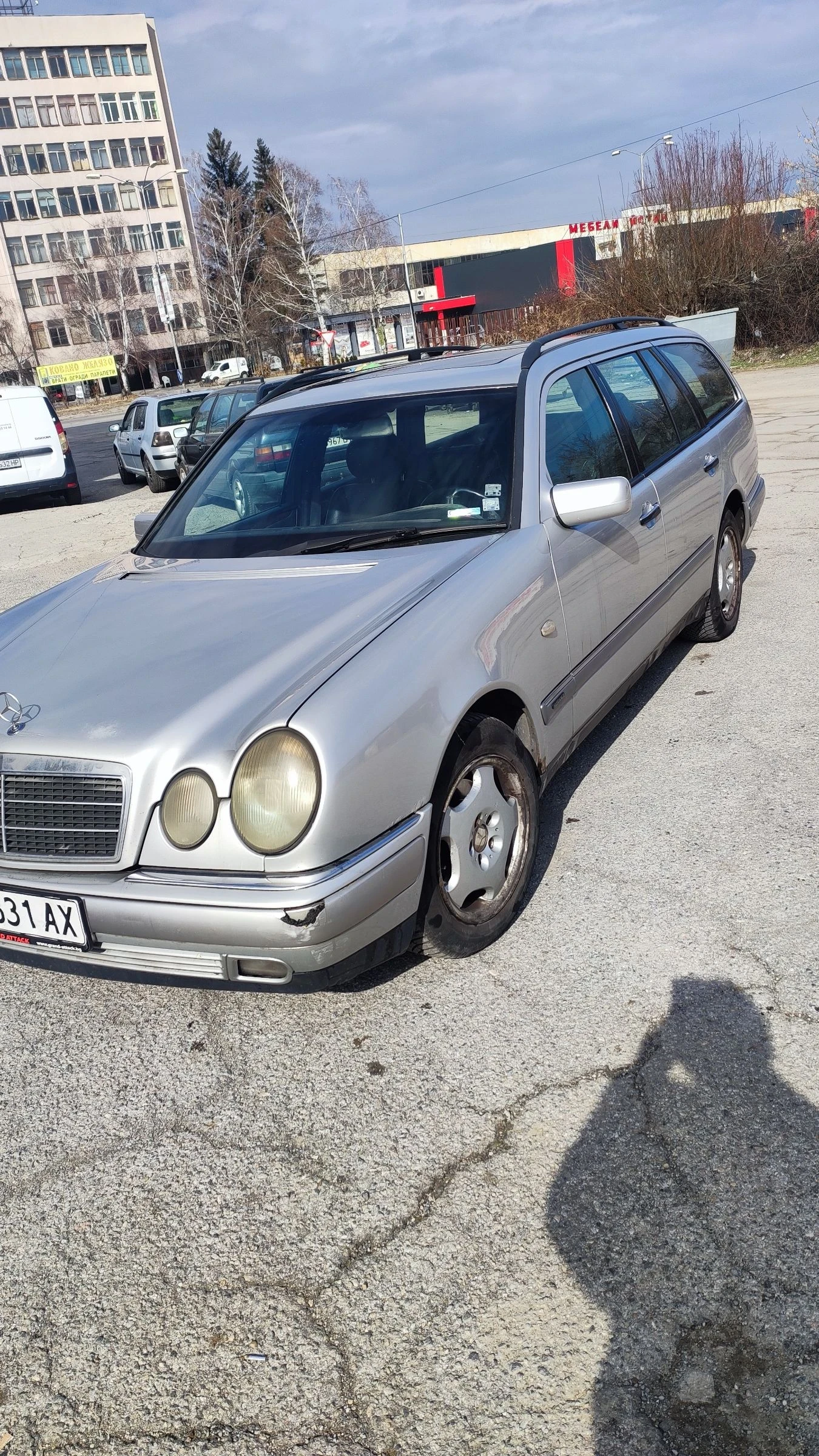 Mercedes-Benz E 300  - изображение 2