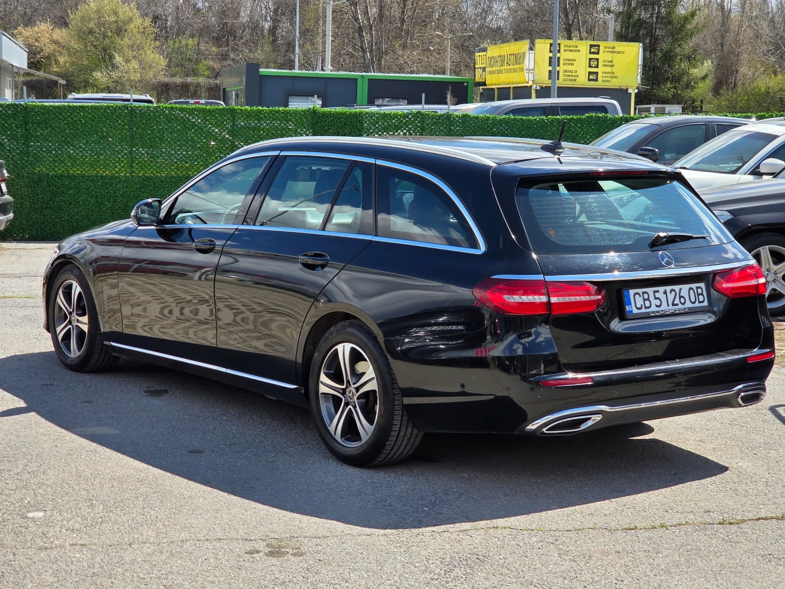 Mercedes-Benz E 220 БАРТЕР / ЛИЗИНГ, снимка 8 - Автомобили и джипове - 54159197