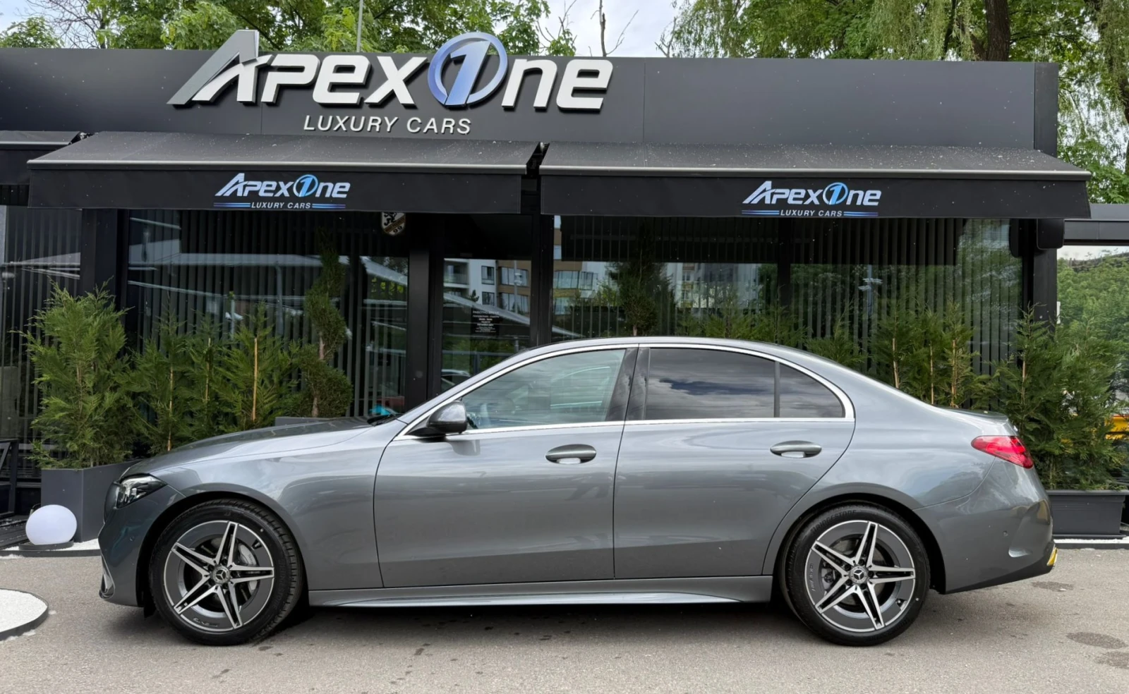 Mercedes-Benz C 220 AMG/4MATIC/BRAND NEW, снимка 7 - Автомобили и джипове - 54282464