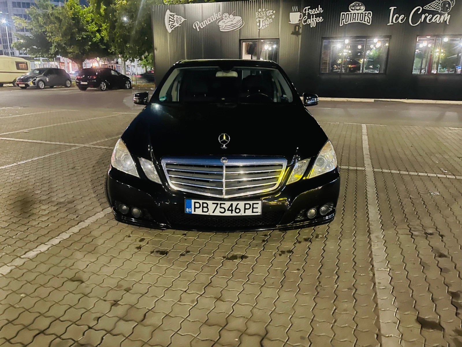 Mercedes-Benz E 350, снимка 2 - Автомобили и джипове - 55082679