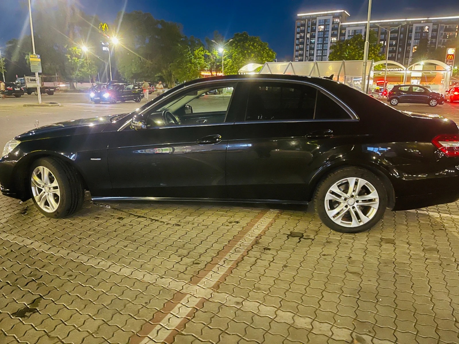 Mercedes-Benz E 350, снимка 4 - Автомобили и джипове - 55082679