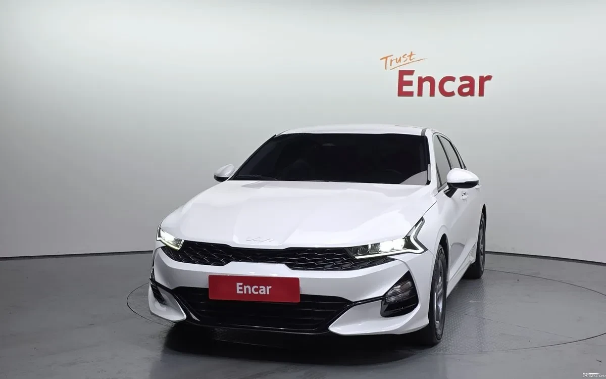 Kia K5 ФАБРИЧНА ГАЗ| LANE ASSIST| CRUISE| КРАЙНА ЦЕНА, снимка 2 - Автомобили и джипове - 55242569