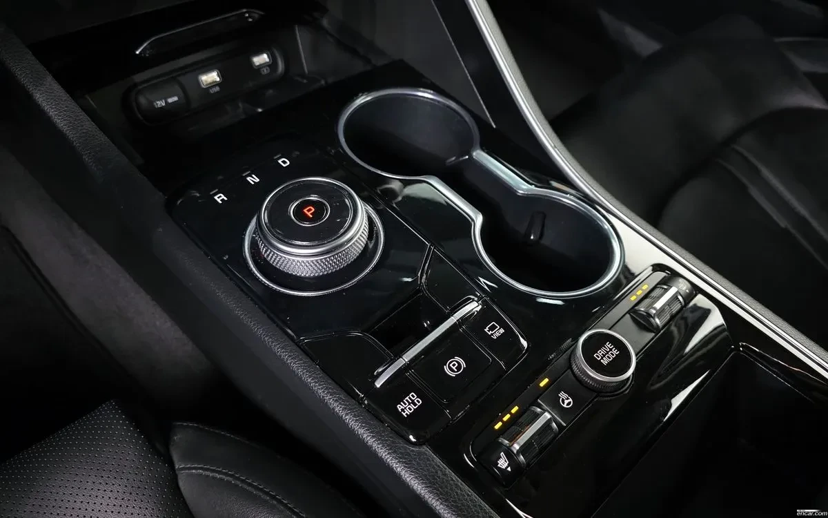 Kia K5 ФАБРИЧНА ГАЗ| LANE ASSIST| CRUISE| КРАЙНА ЦЕНА, снимка 9 - Автомобили и джипове - 55242569