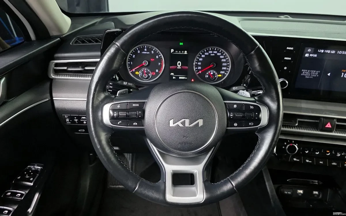 Kia K5 ФАБРИЧНА ГАЗ| LANE ASSIST| CRUISE| КРАЙНА ЦЕНА, снимка 7 - Автомобили и джипове - 55242569